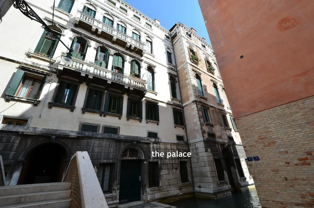 Apartment Marco Canal-Views Venice